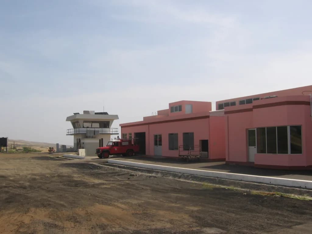Luftaufnahme der Infrastruktur von São Filipe Airport