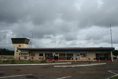 Vue aérienne de l'infrastructure de Gamba Airport