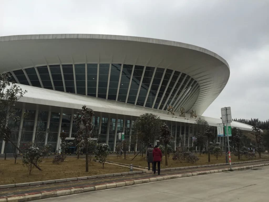 Luftaufnahme der Infrastruktur von Liupanshui Yuezhao Airport