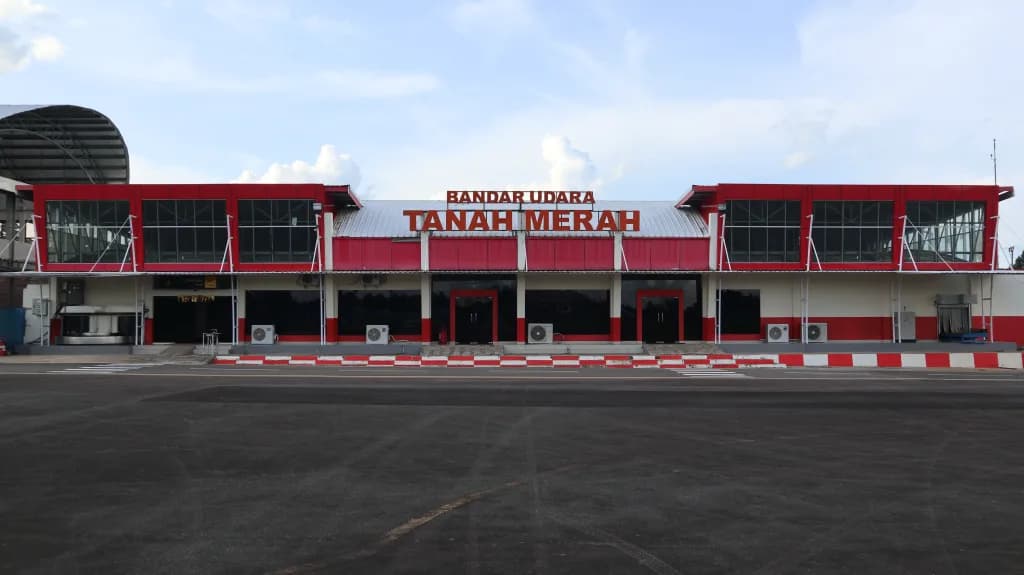 Aerial view of Tanah Merah Airport airport infrastructure
