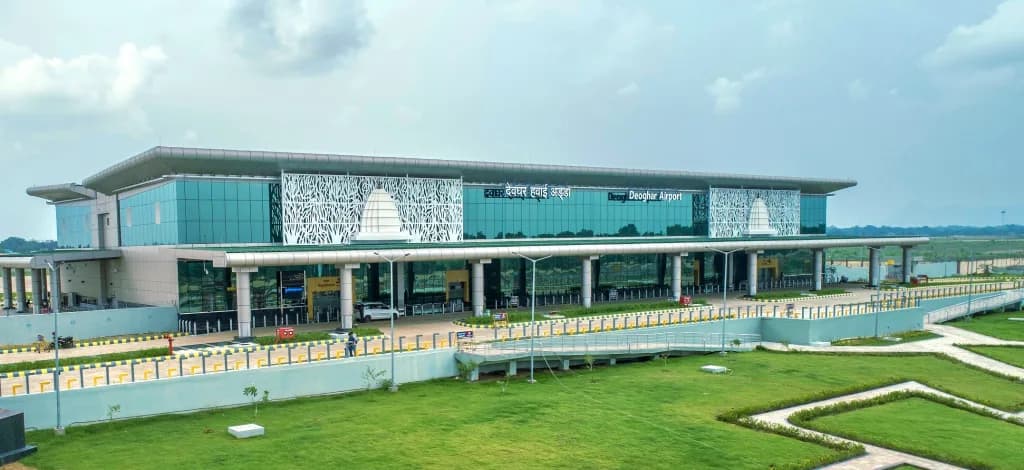 Luftaufnahme der Infrastruktur von Deoghar Airport