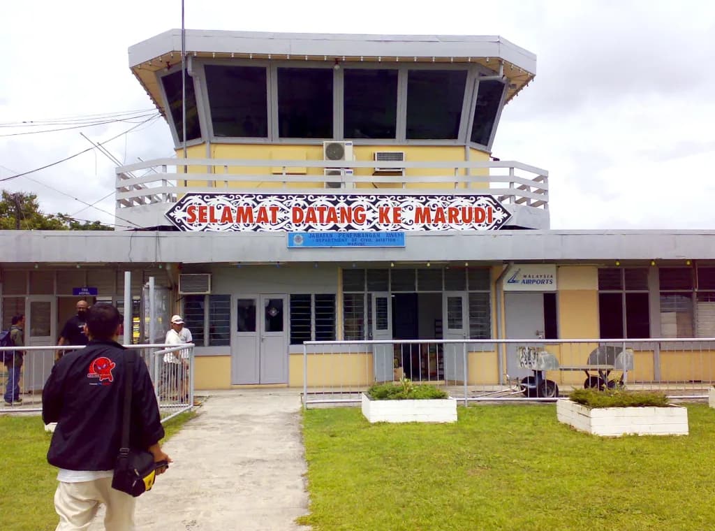 Vue aérienne de l'infrastructure de Marudi Airport