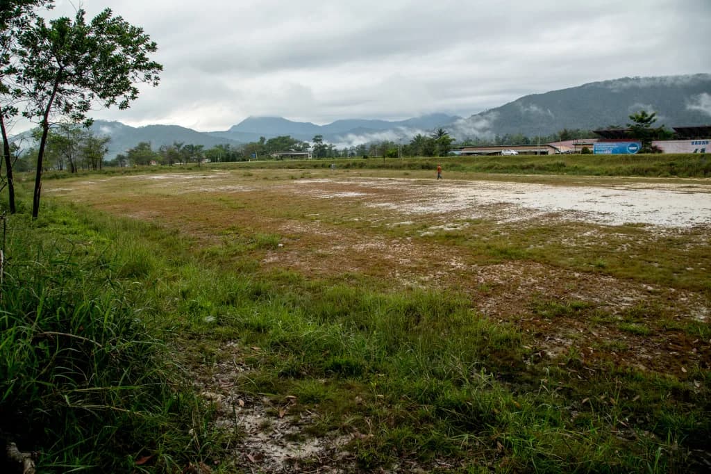 Panorama infrastruktury portu Telupid Airport