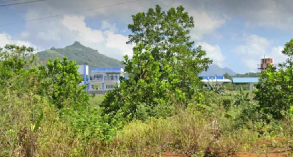 Luftaufnahme der Infrastruktur von Biliran Airport