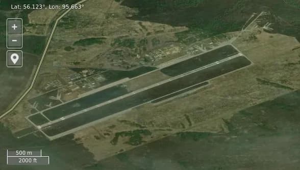 Luftaufnahme der Infrastruktur von Kansk Air Base