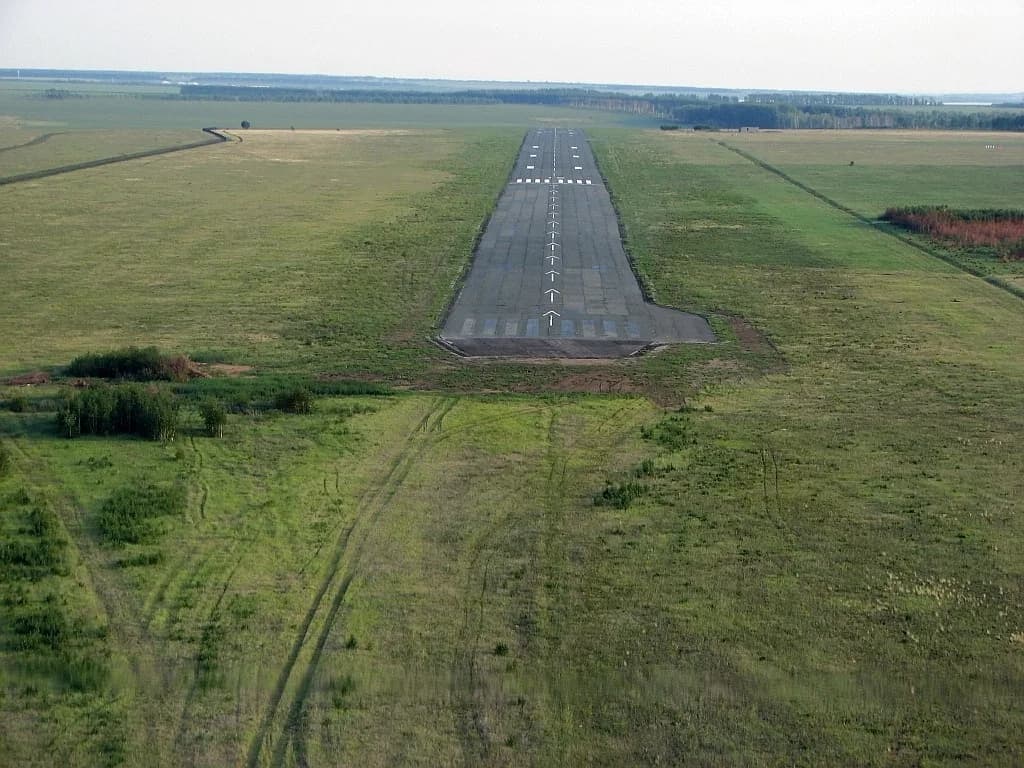 Panorama infrastruktury portu Sibay Airport