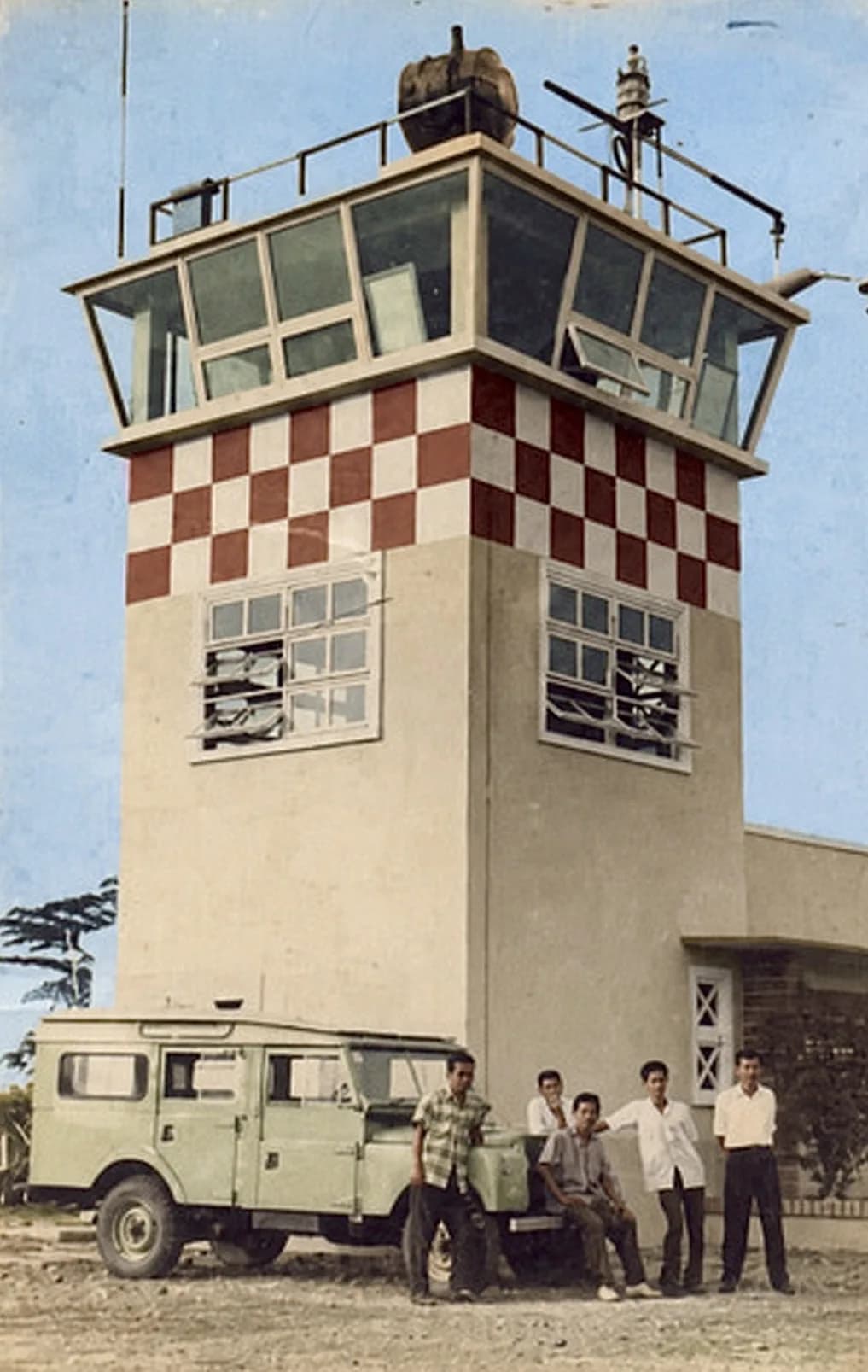 Luftaufnahme der Infrastruktur von Uttaradit Airport