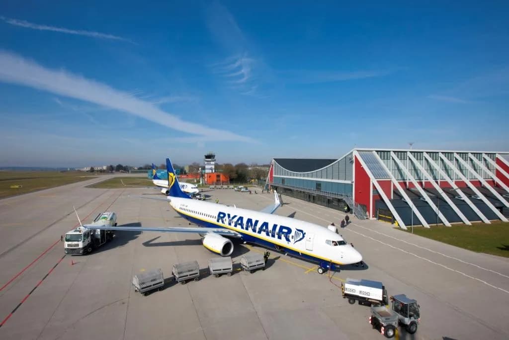 Luftaufnahme der Infrastruktur von Memmingen Allgau Airport