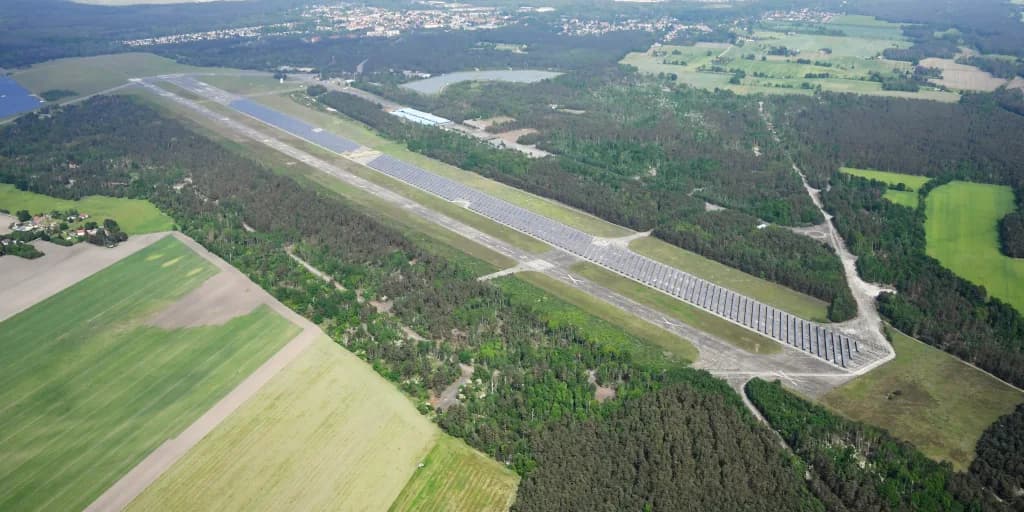 Luftaufnahme der Infrastruktur von Spremberg-Welzow Airfield