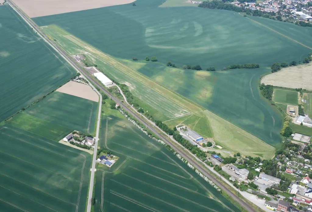 Luftaufnahme der Infrastruktur von Torgau-Beilrode Airfield
