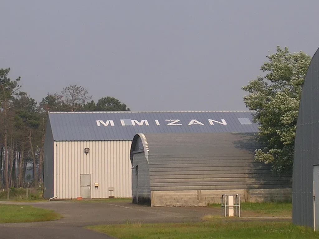 Vue aérienne de l'infrastructure de Aérodrome de Mimizan