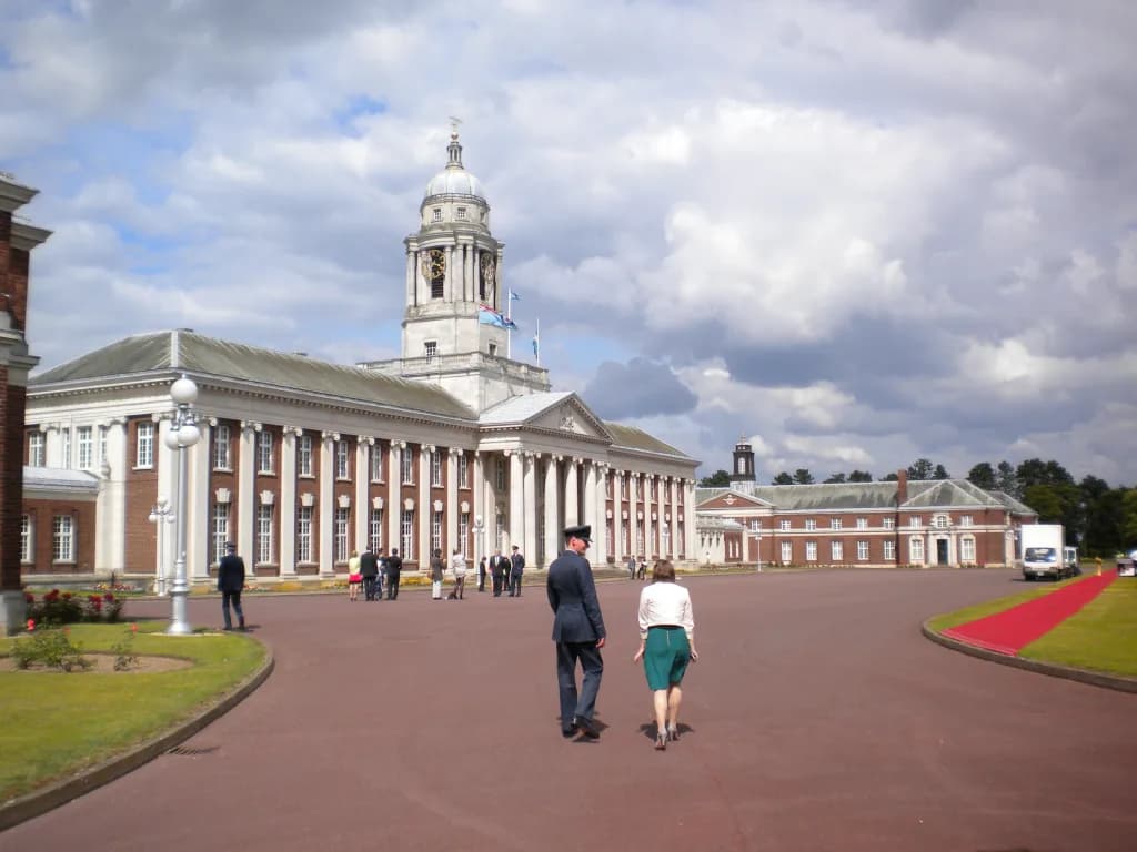 Luftaufnahme der Infrastruktur von RAF Cranwell