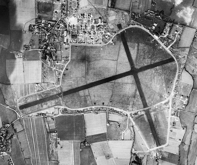 Luftaufnahme der Infrastruktur von RAF Tangmere