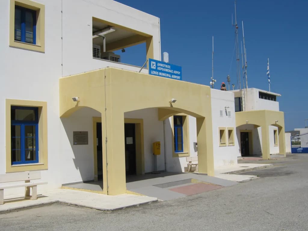 Panorama infrastruktury portu Leros Airport