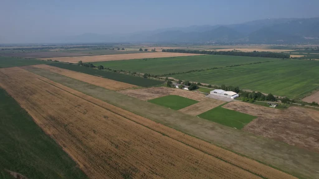 Luftaufnahme der Infrastruktur von Logovardi Sport Aerodrome