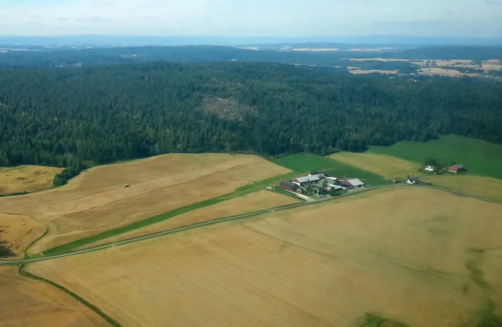 Panorama infrastruktury portu Haga Airfield