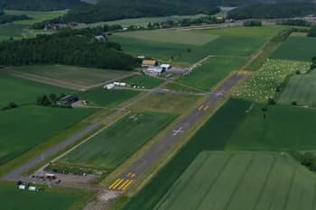 Luftaufnahme der Infrastruktur von Jarlsberg Airfield