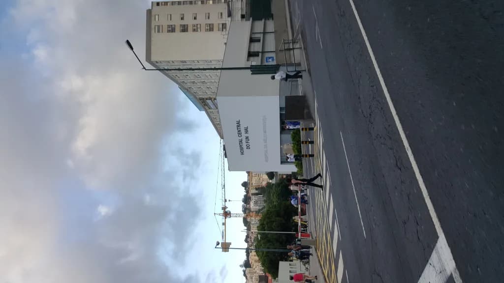 Luftaufnahme der Infrastruktur von Dr. Nélio Mendonça Hospital Heliport