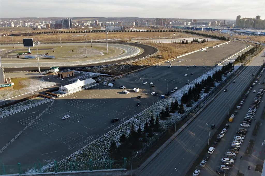 Luftaufnahme der Infrastruktur von Kazan Old Airport