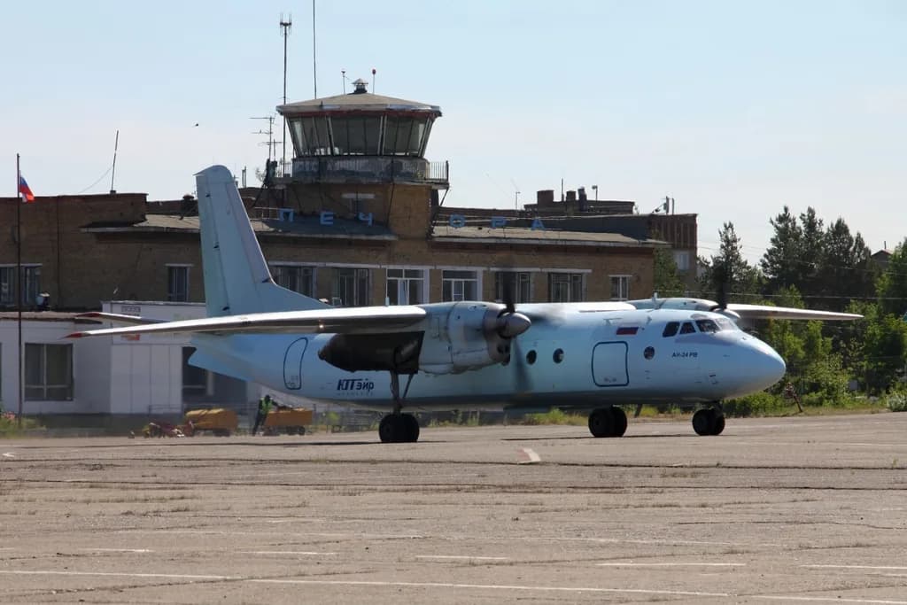 Vue aérienne de l'infrastructure de Pechora Airport