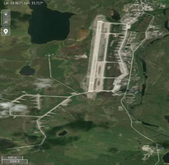 Panorama infrastruktury portu Severomorsk-3 Naval Air Base