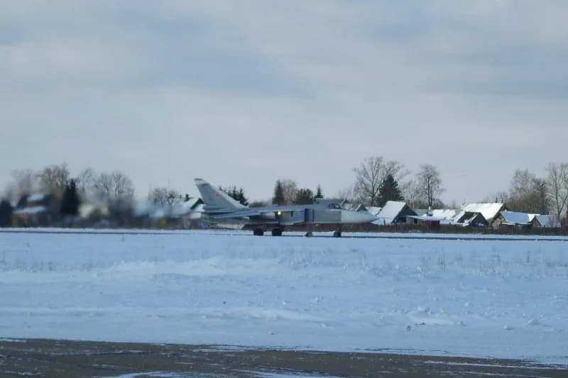 Luftaufnahme der Infrastruktur von Siversky Air Base