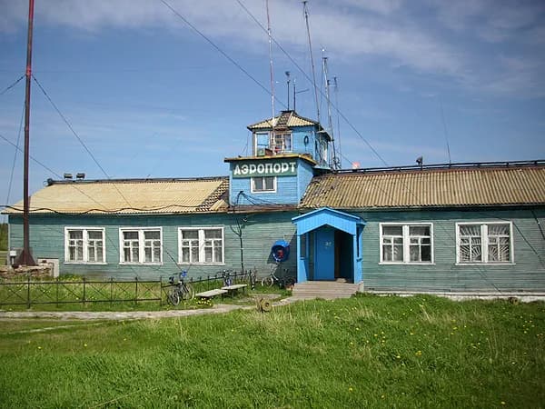 Vue aérienne de l'infrastructure de Solovki Airport
