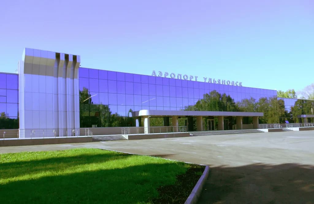 Luftaufnahme der Infrastruktur von Ulyanovsk Baratayevka Airport