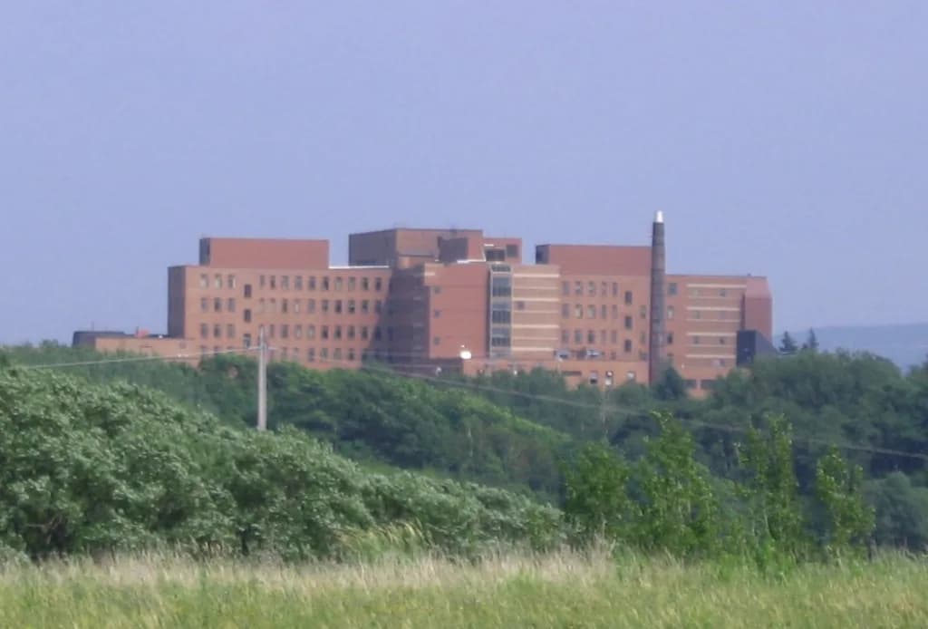 Panorama infrastruktury portu Aberdeen Hospital Heliport