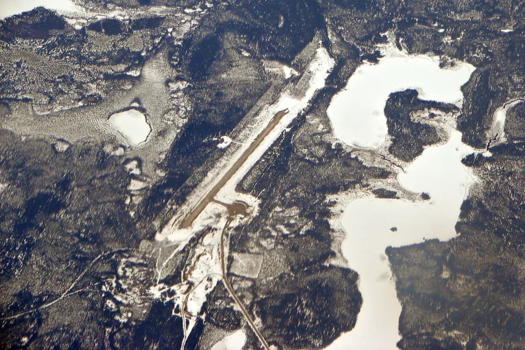 Vue aérienne de l'infrastructure de Bearskin Lake Airport