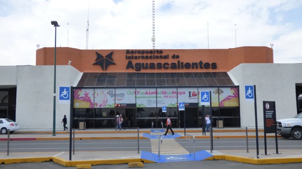 Luftaufnahme der Infrastruktur von Aguascalientes International Airport