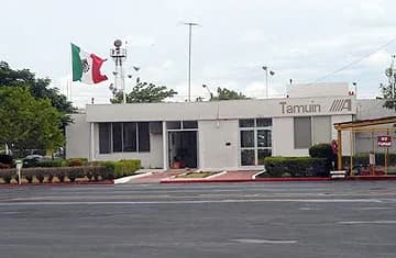Vue aérienne de l'infrastructure de Tamuín National Airport