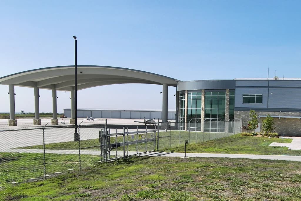 Panorama infrastruktury portu Austin Executive Airport