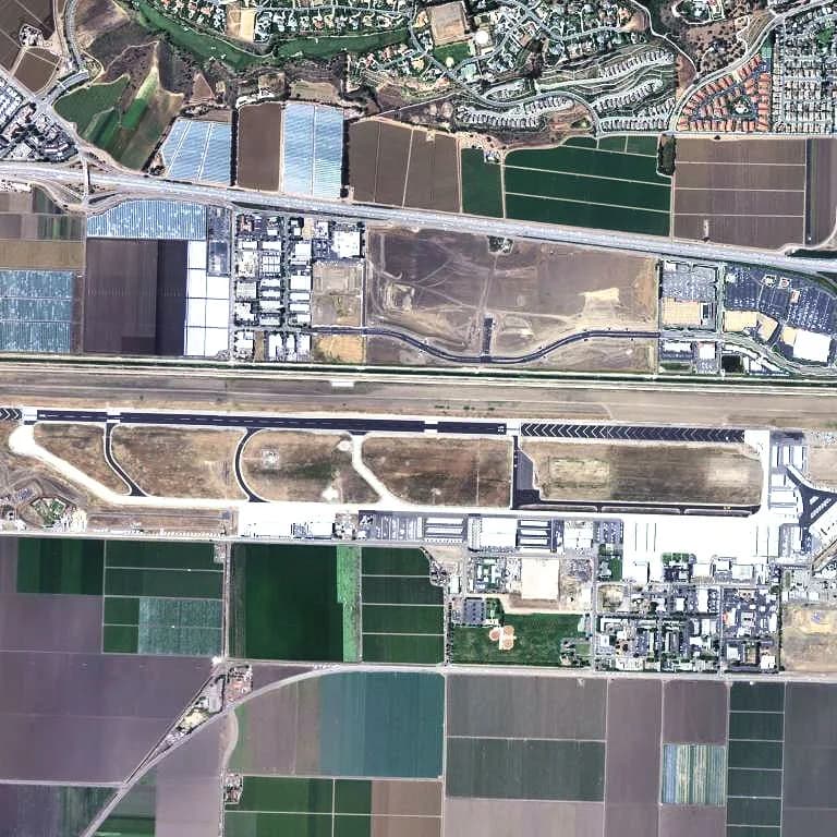 Luftaufnahme der Infrastruktur von Camarillo International Airport