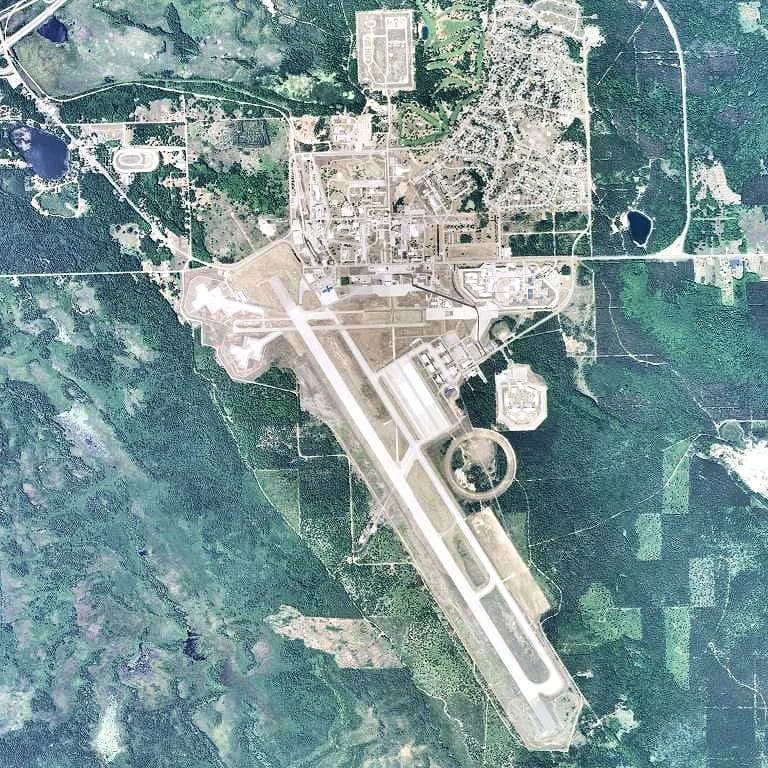 Vue aérienne de l'infrastructure de Chippewa County International Airport