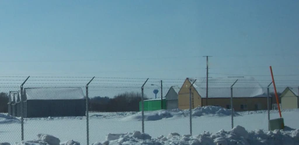 Luftaufnahme der Infrastruktur von Clintonville Municipal Airport