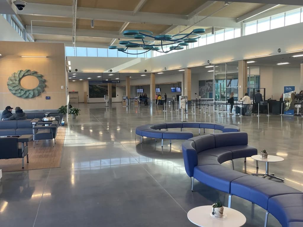 Luftaufnahme der Infrastruktur von Columbia Regional Airport