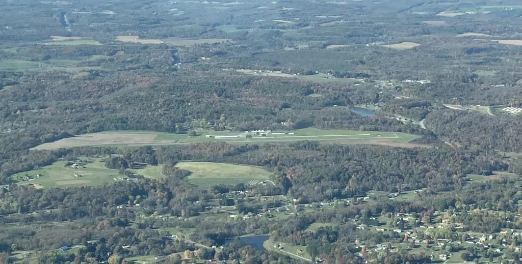 Vue aérienne de l'infrastructure de Columbiana County Airport