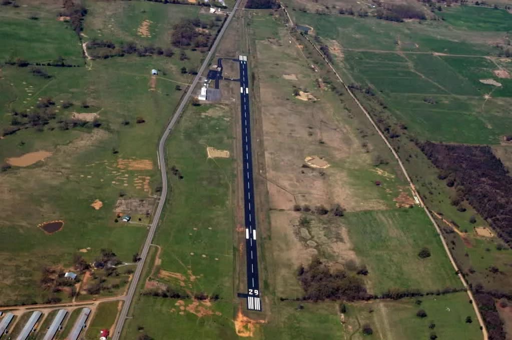 Vue aérienne de l'infrastructure de Danville Municipal Airport