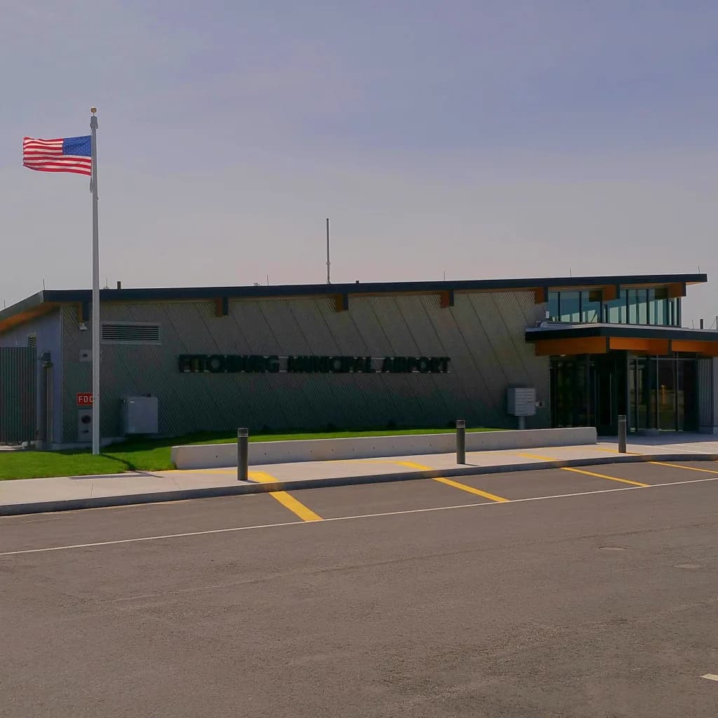 Panorama infrastruktury portu Fitchburg Municipal Airport