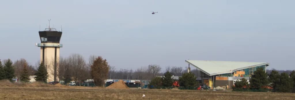Aerial view of Oakland County International Airport airport infrastructure