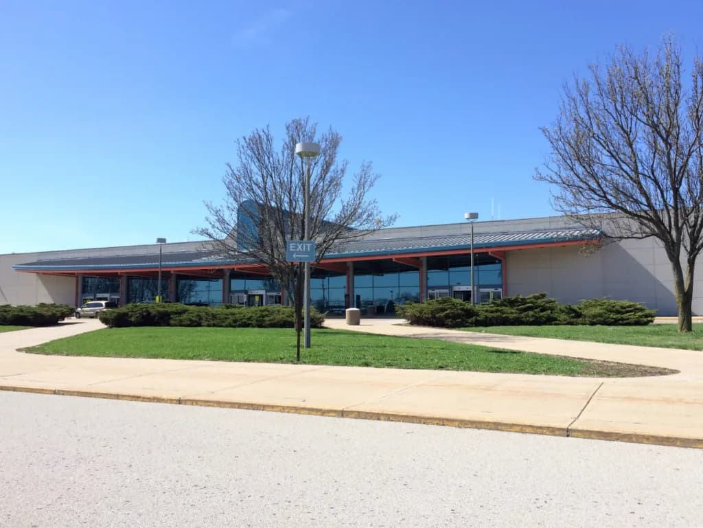 Luftaufnahme der Infrastruktur von University of Illinois Willard Airport