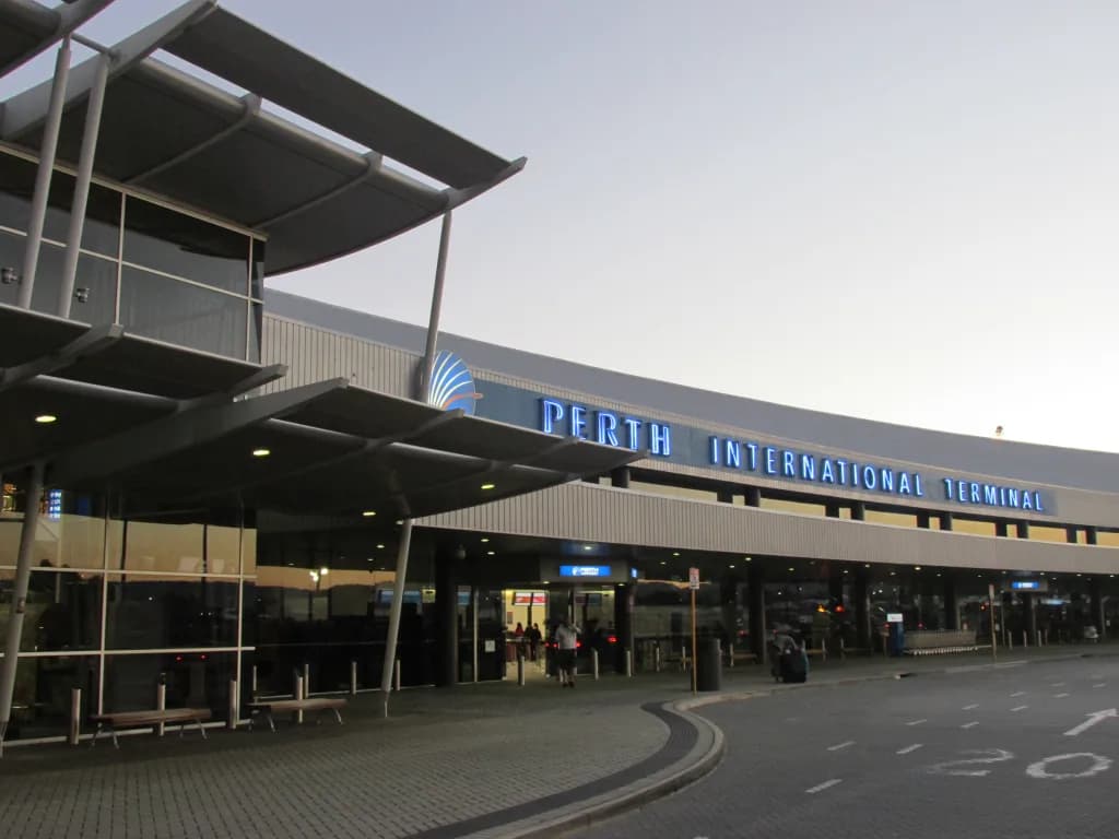 Luftaufnahme der Infrastruktur von Perth International Airport