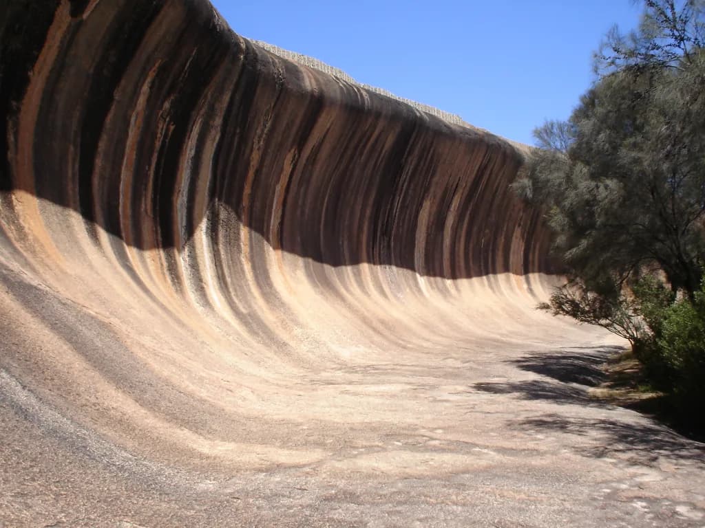 Luftaufnahme der Infrastruktur von Wave Rock Airport