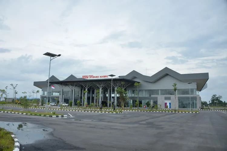 Aerial view of Douw Aturure Airport airport infrastructure