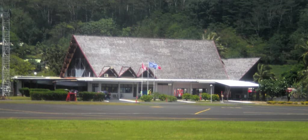 Vue aérienne de l'infrastructure de Raiatea Airport