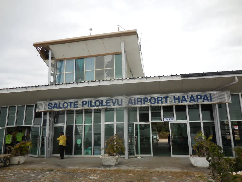 Vue aérienne de l'infrastructure de Lifuka Island Airport