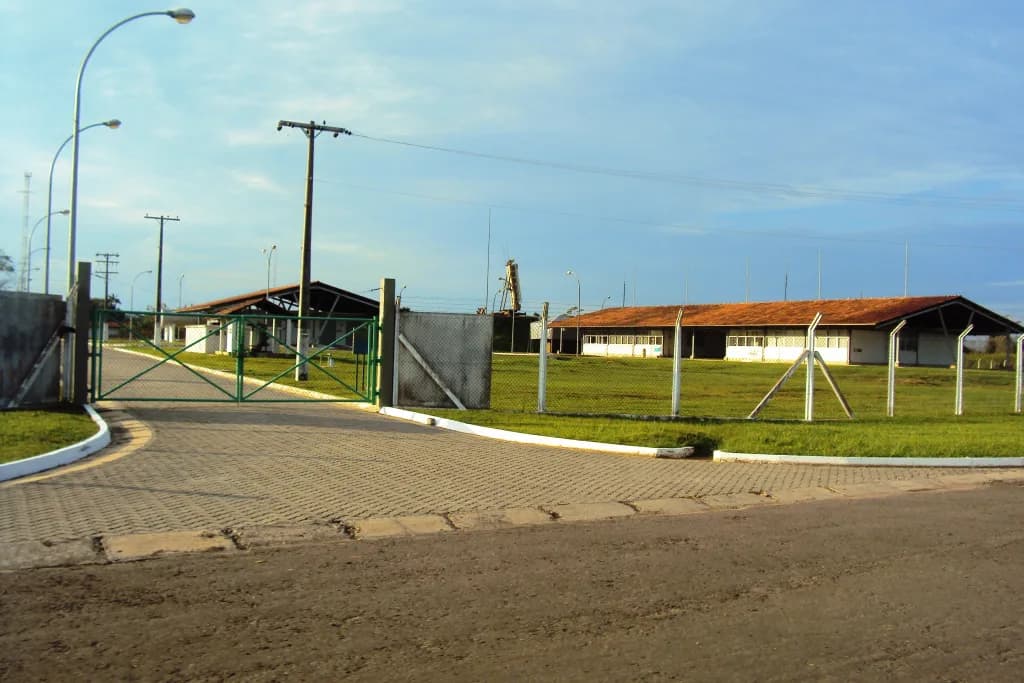 Panorama infrastruktury portu Eirunepé Airport