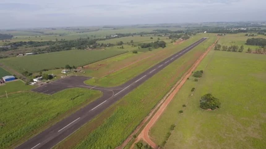 Aerial view of Guaíra Airport airport infrastructure