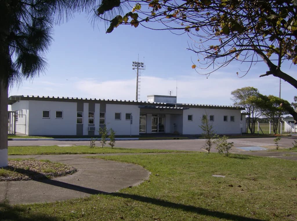 Panorama infrastruktury portu Rio Grande Regional Airport